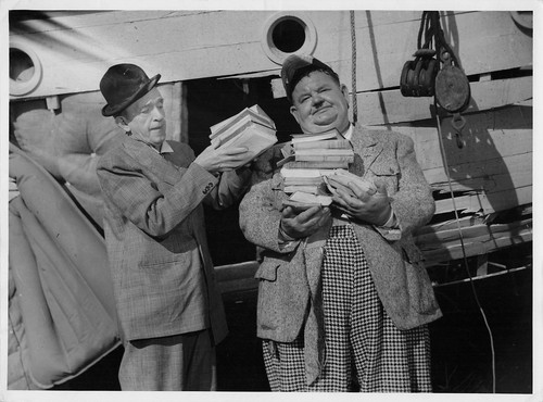 Atoll laurel hardy photo - atoll, k
