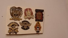 Lot de 6 pin's tete de mort