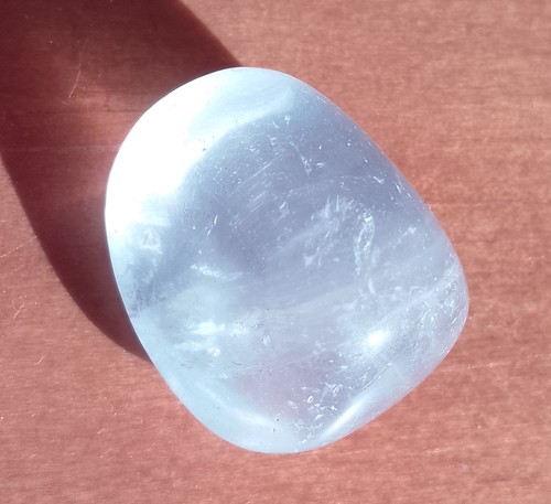 5.74gr 19x15x13mm quartz