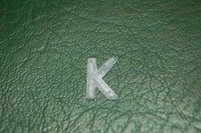 Ancienne - petite Lettre Enseigne En plomb - Mobilier Industriel : K - 1,7 cm -