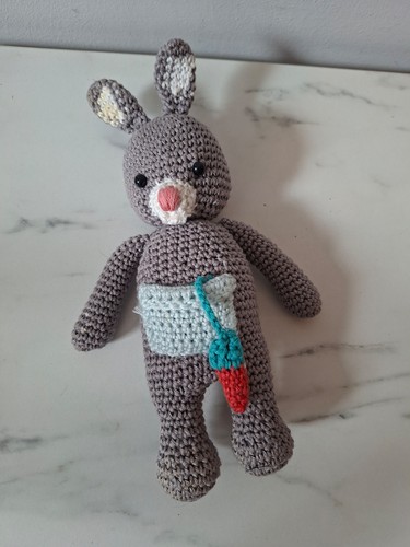 Doudou peluche lapin laine
