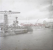 FRANCE Chantier naval Bateau
