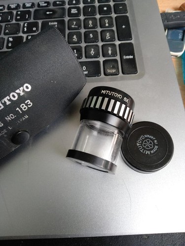 Loupe très haute - très,