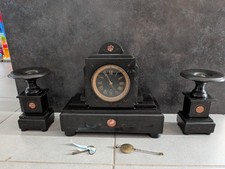 Garniture de cheminée