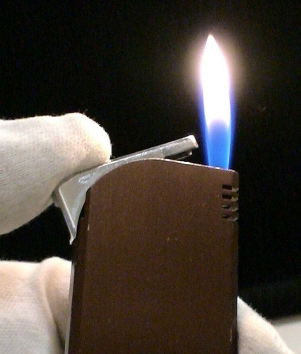 Briquet ancien win - {,