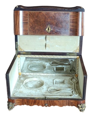 Ancien coffret bois - ancien,
