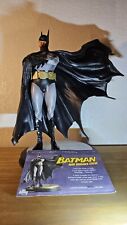 BATMAN THE DARK CRUSADER limited edition STATUE 3155/5000 and DISPLAY CASE & BOX