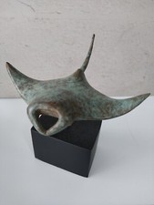 Délicate Raie Manta Stylisée