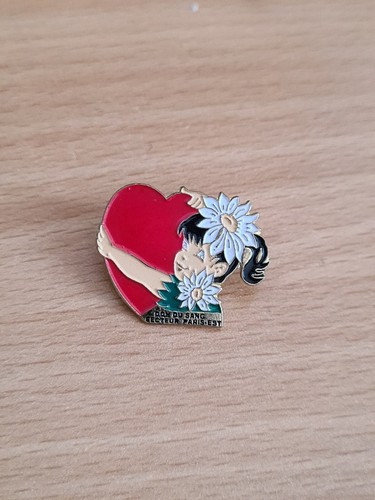 Rare pins don du - pins,