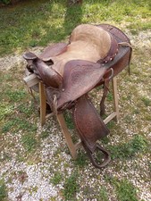 SELLE WESTERN EN CUIR 