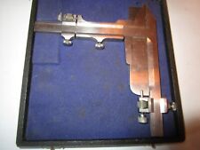 Pied à coulisse Roch France des années 60 dans son coffret