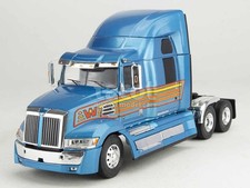 White Western Star 5700XE
