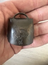 Chamonix ancienne mini cloche Simond Devouassoud ? logo chamois