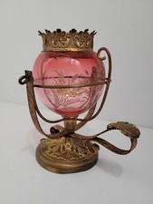 Lampe à huile bougeoir à main cristal gravé articulé religieux église Baccarat ?