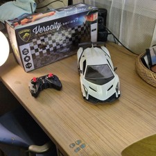 Voiture radiocommandée, avec boite, état de fonctionnement confirmé