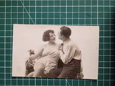 AV053 CPA photo curiosa