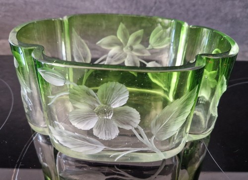 Jardiniere art nouveau verte - art,