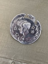 Ancienne médaille double face