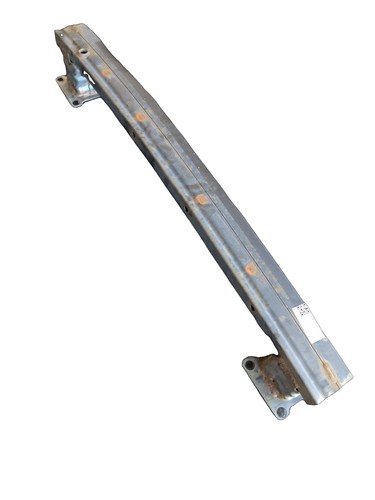 Traverse absorbeur bouclier