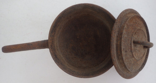 Ancienne petite cocotte fonte - cocotte,