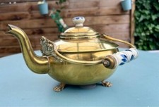 Théière en laiton et céramique - Élégance classique et artisanat raffiné