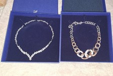 Lot De 2 Colliers Swarovski Dans Leur Boite Très Bon état  Pour Cadeau Noël 🎄 