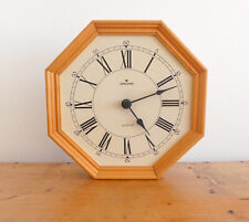 Horloge octogonale murale