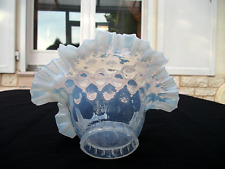 ANCIENNE TUILIPE LAMPE LUSTRE APPLIQUE - VERRE IRISE OPALESCENT-BORD DENTELLE