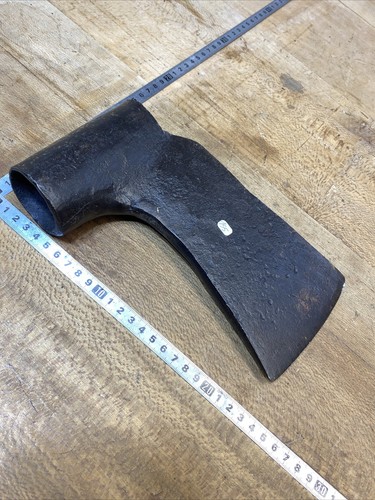 Hache outil ancien old tool - ancien,,