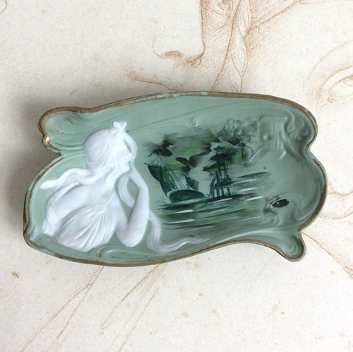 Ancienne coupelle art - art, nouveau