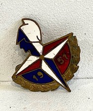 Médaille, broche, pucelle