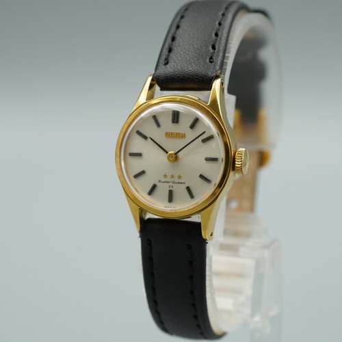 Presque comme neuve montre - *presque,