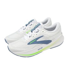 Brooks Revel Max White