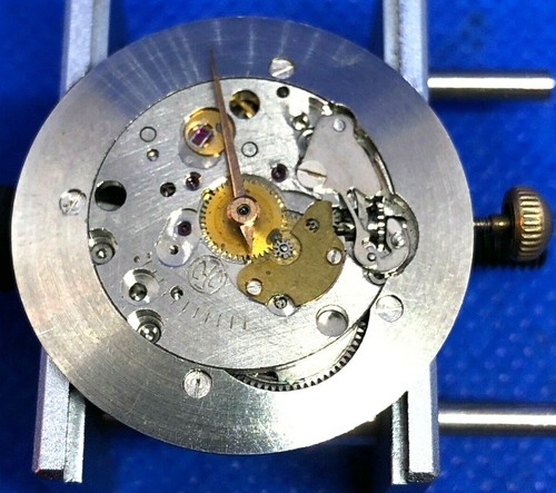 Vintage ancien mouvement - vintage,