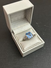 Superbe bague ancienne argent massif et topaze bleu