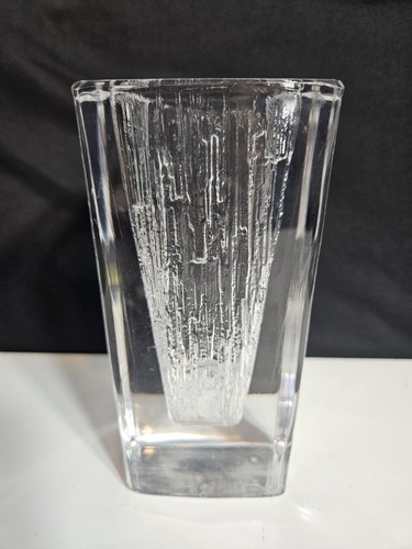 Daum frosted crystal vase mod4 - vase,