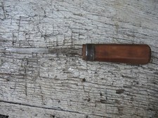 OUTIL ANCIEN - POINÇON