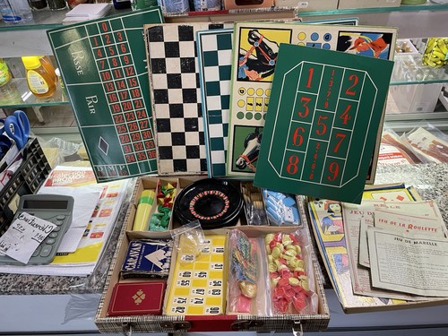 Ancienne boite jeux - ancienne,