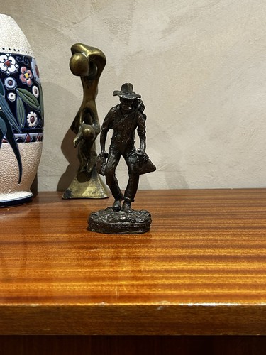 Bronze signé eddie hackman - eddie,