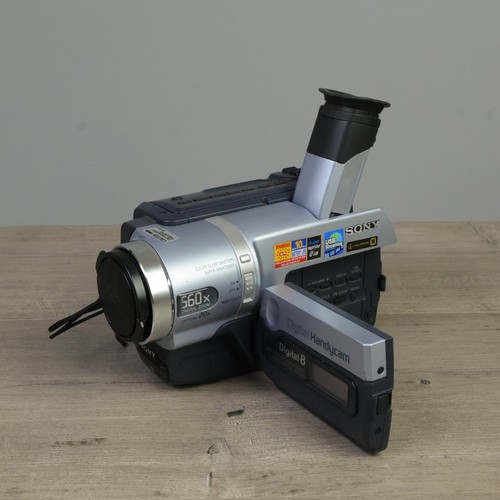 Sony handycam dcr - sony,
