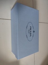 PRADA  Boîte Bleu Clair