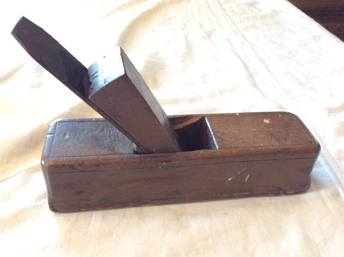 Ancien rabot bois vintaga art