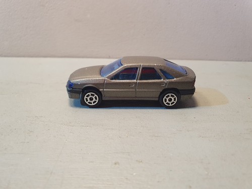 Renault safrane majorette 221 - renault,