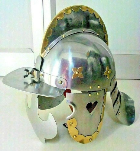 Nouveau casque hussard - nouveau,