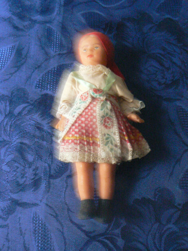 Ancienne poupee hongrie - poupee,