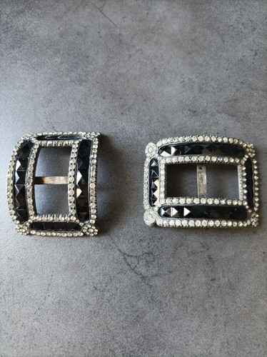 Ancienne paire boucles - , de