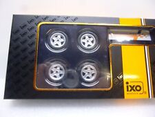 SET DE 4 ROUES LADA VFTS IXO