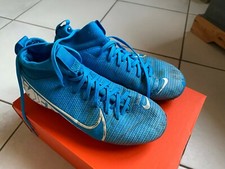 Chaussures foot NIKE bleues