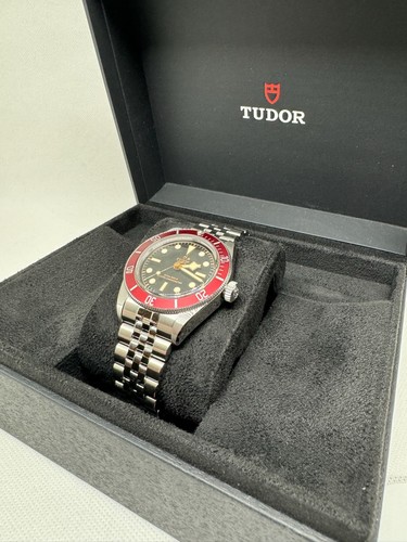 Tudor black bay 41mm - tudor,