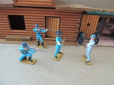 Starlux Secession Farwest lot D socle ocre 4 fig. Nordiste Sudiste (sans décor)